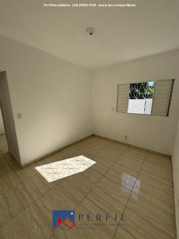 Casa a Venda no Comercial em Resende - Foto do Im�vel