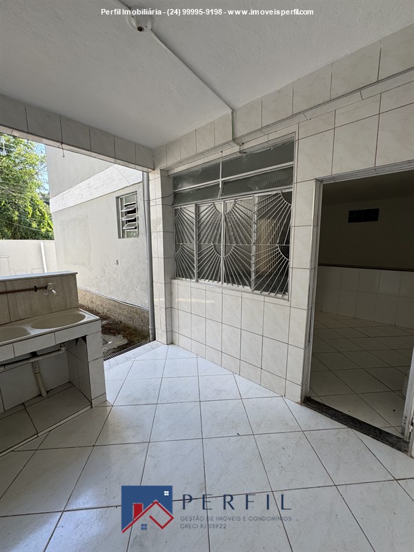 Casa a Venda no Comercial em Resende - Foto do Im�vel