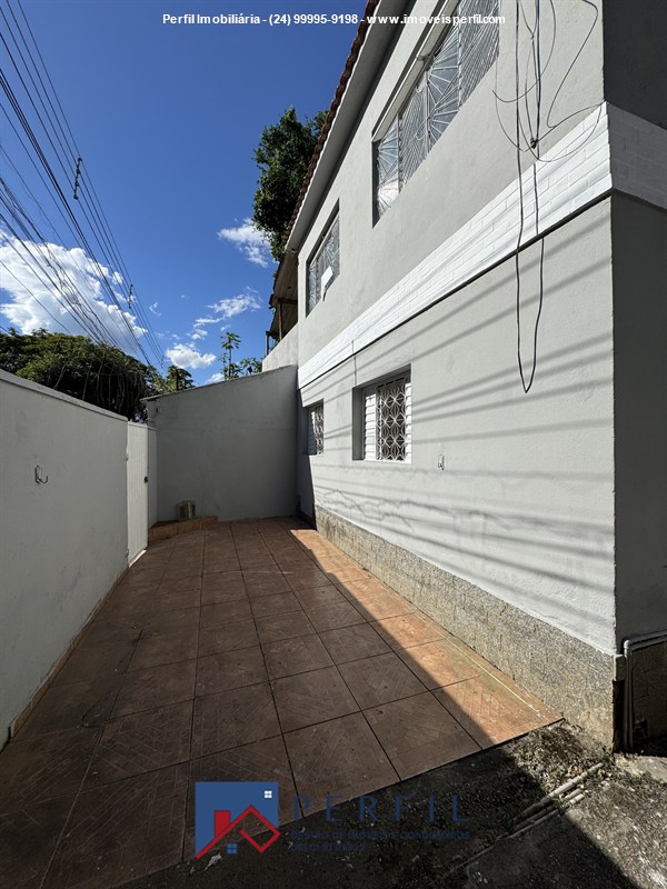 Casa a Venda no Comercial em Resende - Foto do Im�vel