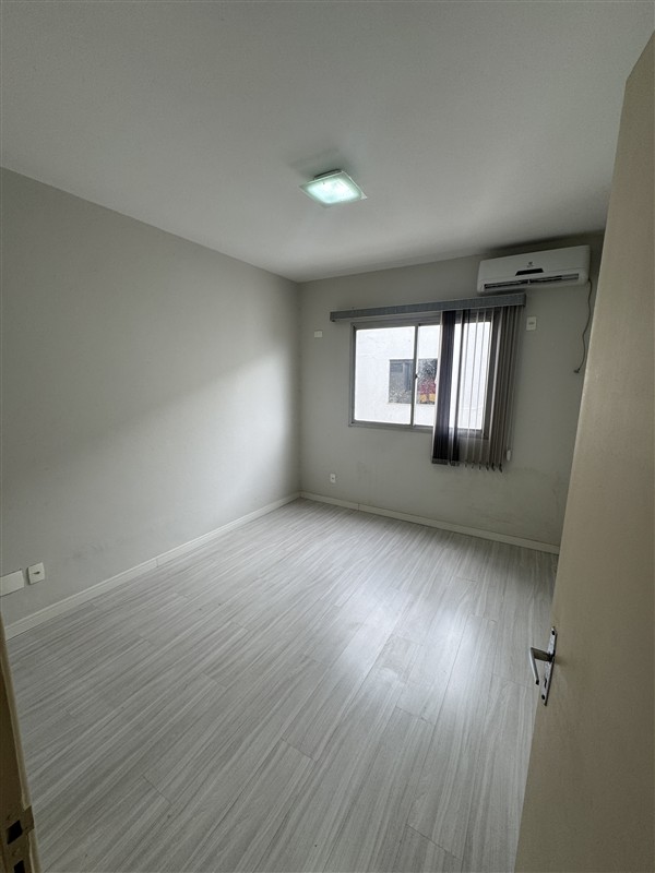 Apartamento para Venda ou Alugar no Vila Julieta em Resende - Foto do Imvel