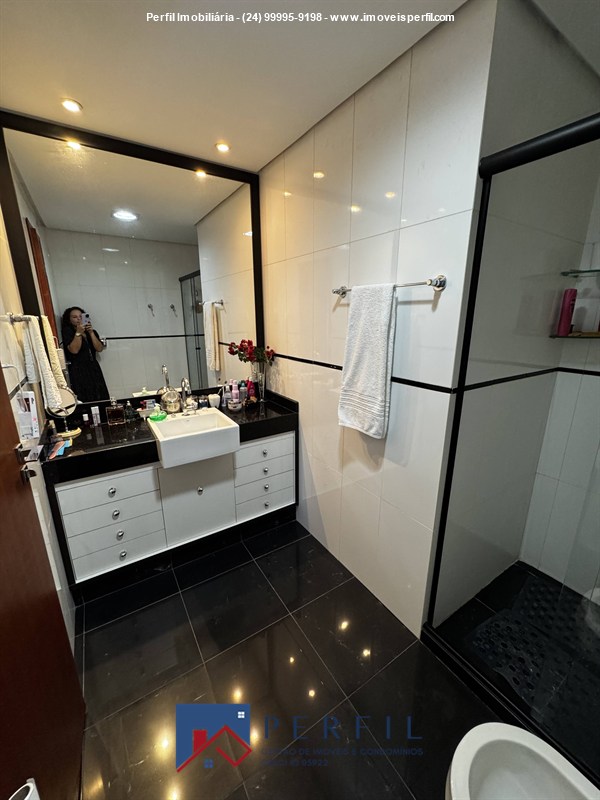 Apartamento a Venda no Centro em Resende - Foto do Im�vel