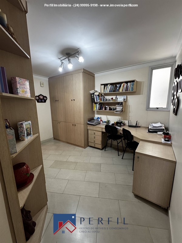Apartamento a Venda no Centro em Resende - Foto do Im�vel