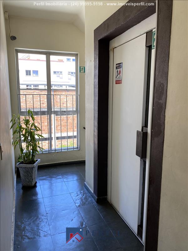 Apartamento a Venda no Centro em Resende