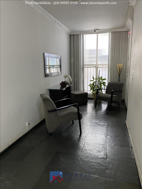 Apartamento a Venda no Centro em Resende