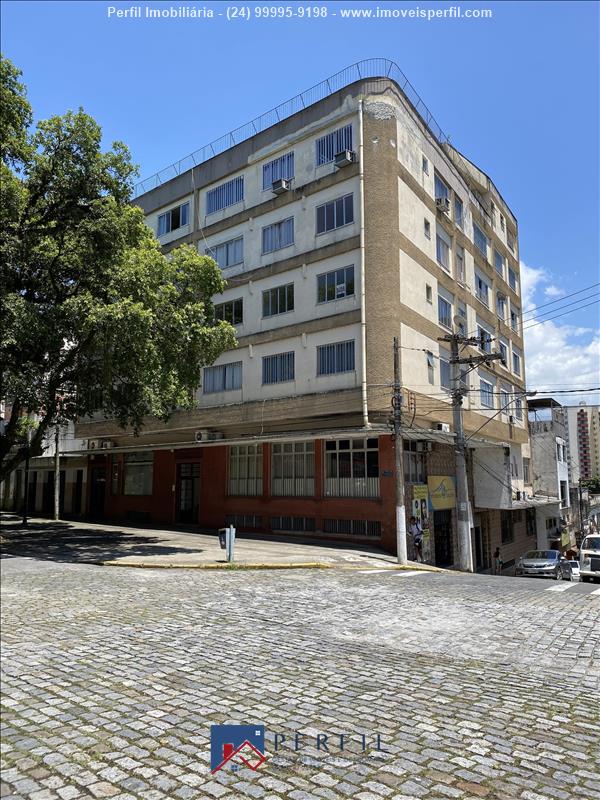 Apartamento a Venda no Centro em Resende