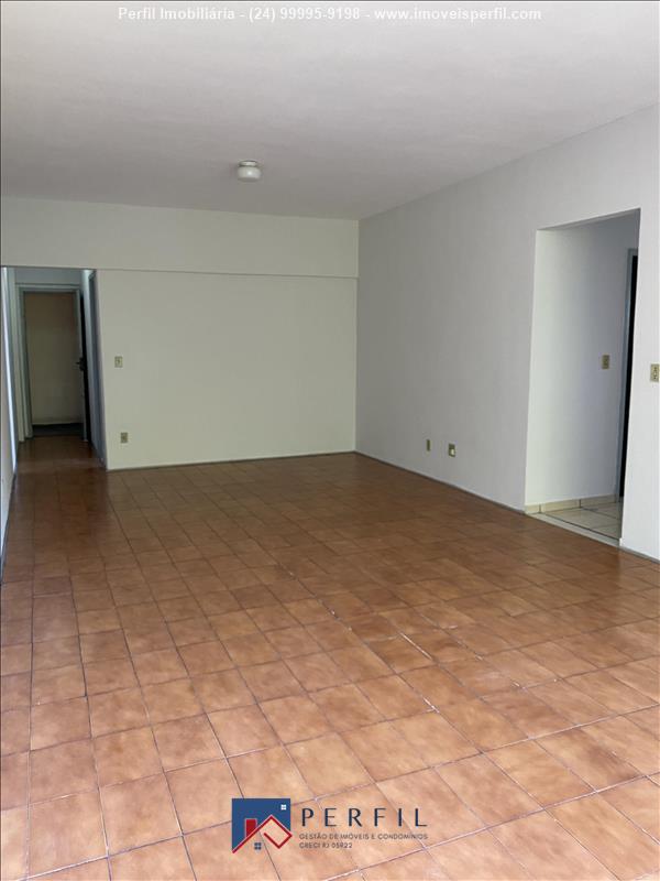 Apartamento a Venda no Centro em Resende