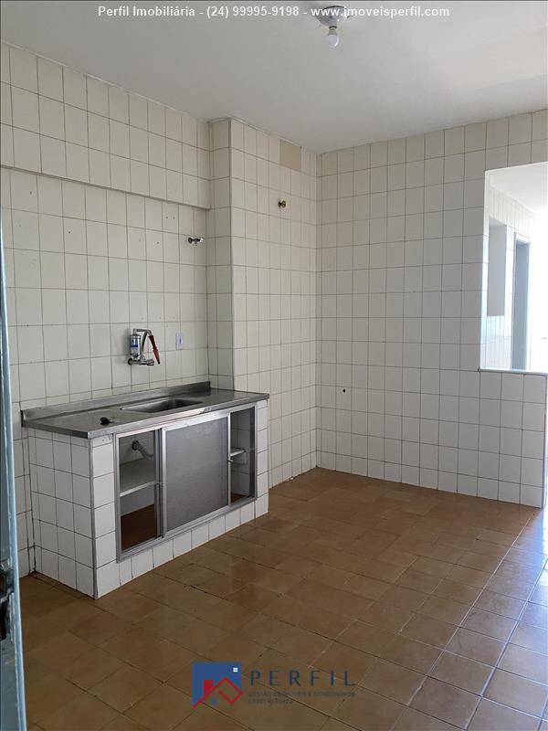 Apartamento a Venda no Centro em Resende