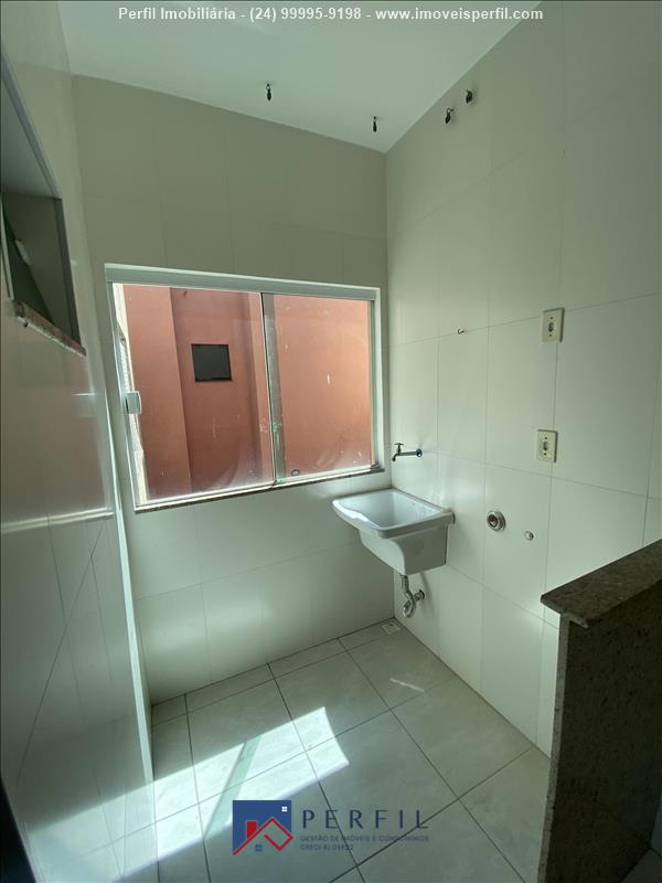 Apartamento para Alugar no Montese em Resende