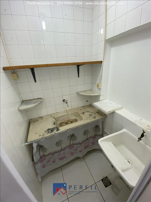Sala comercial para Alugar no Jardim Jalisco em Resende