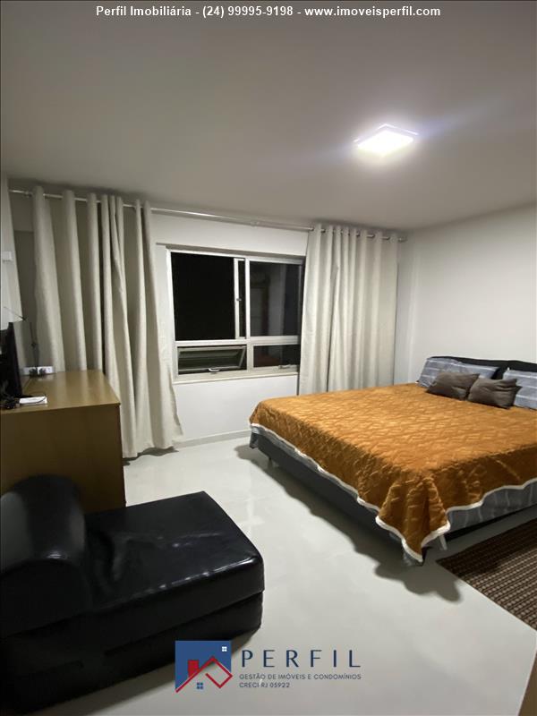 Apartamento a Venda no Comercial em Resende