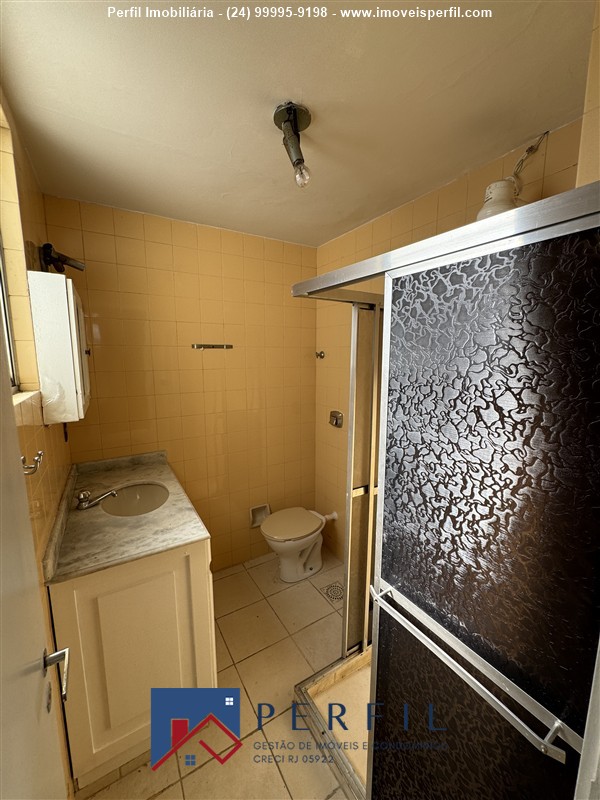 Apartamento para Alugar no Comercial em Resende