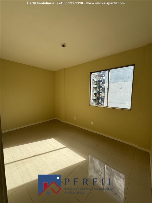 Apartamento para Alugar no Comercial em Resende