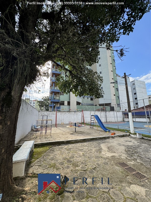 Apartamento para Alugar no Comercial em Resende