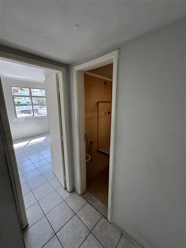 Apartamento para Venda ou Alugar no Comercial em Resende - Foto do Imvel