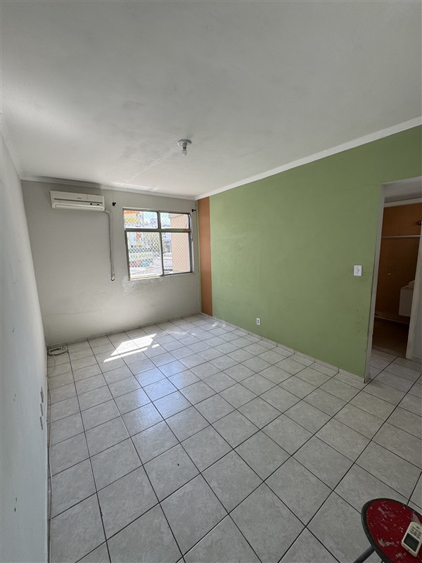 Apartamento para Venda ou Alugar no Comercial em Resende - Foto do Imvel