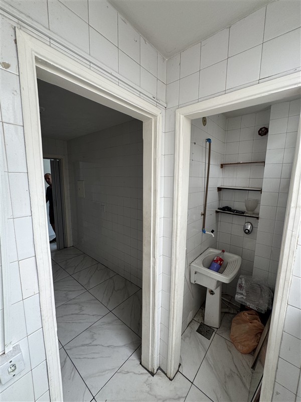 Apartamento para Venda ou Alugar no Comercial em Resende - Foto do Imvel